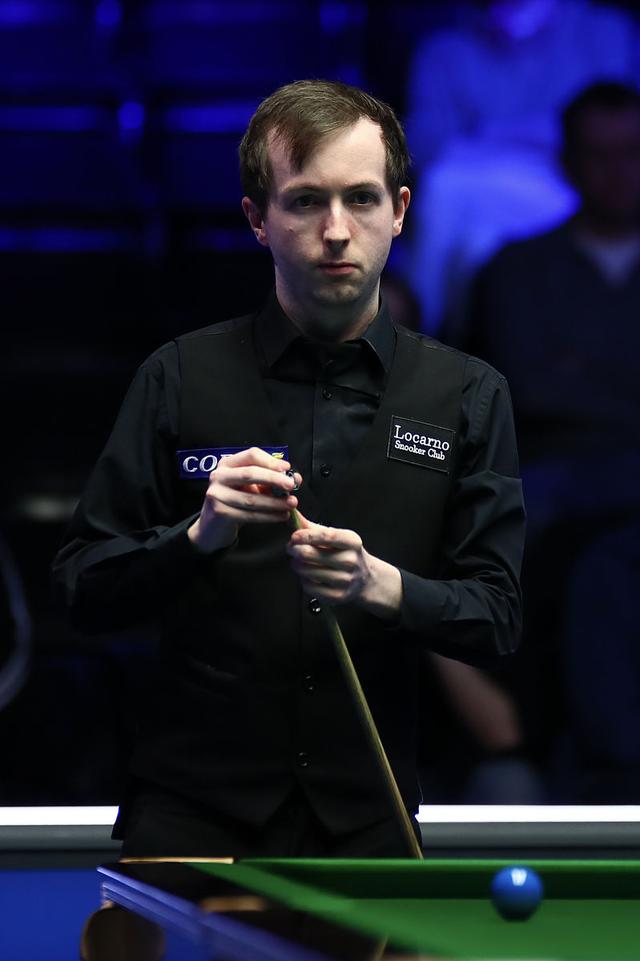 力难以左右 力难以左右