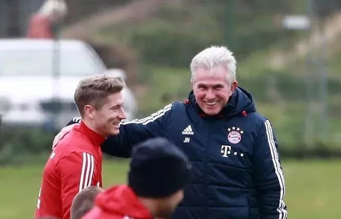 同时也让我 同时也让我