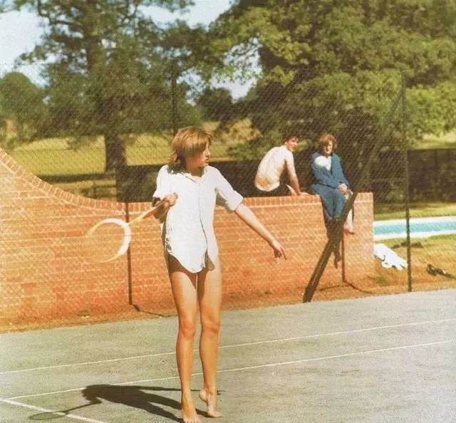 臂高高挥起 臂高高挥起